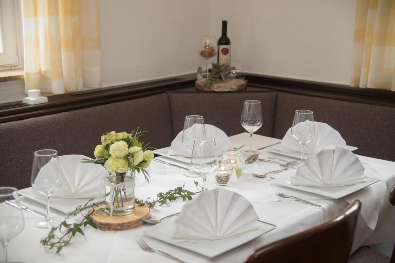 Landgasthof-Hotel Zur Linde Großenlüder 外观 照片