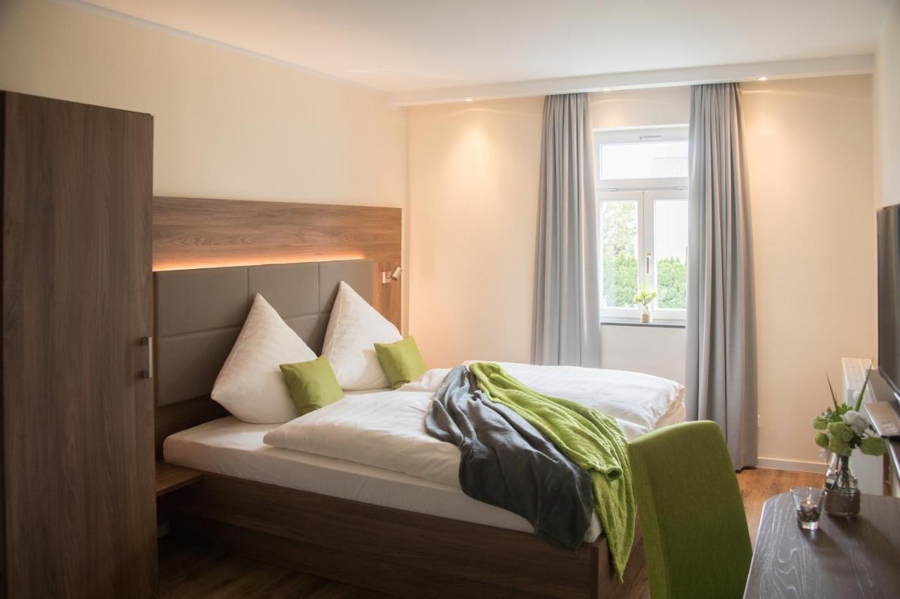 Landgasthof-Hotel Zur Linde Großenlüder 外观 照片
