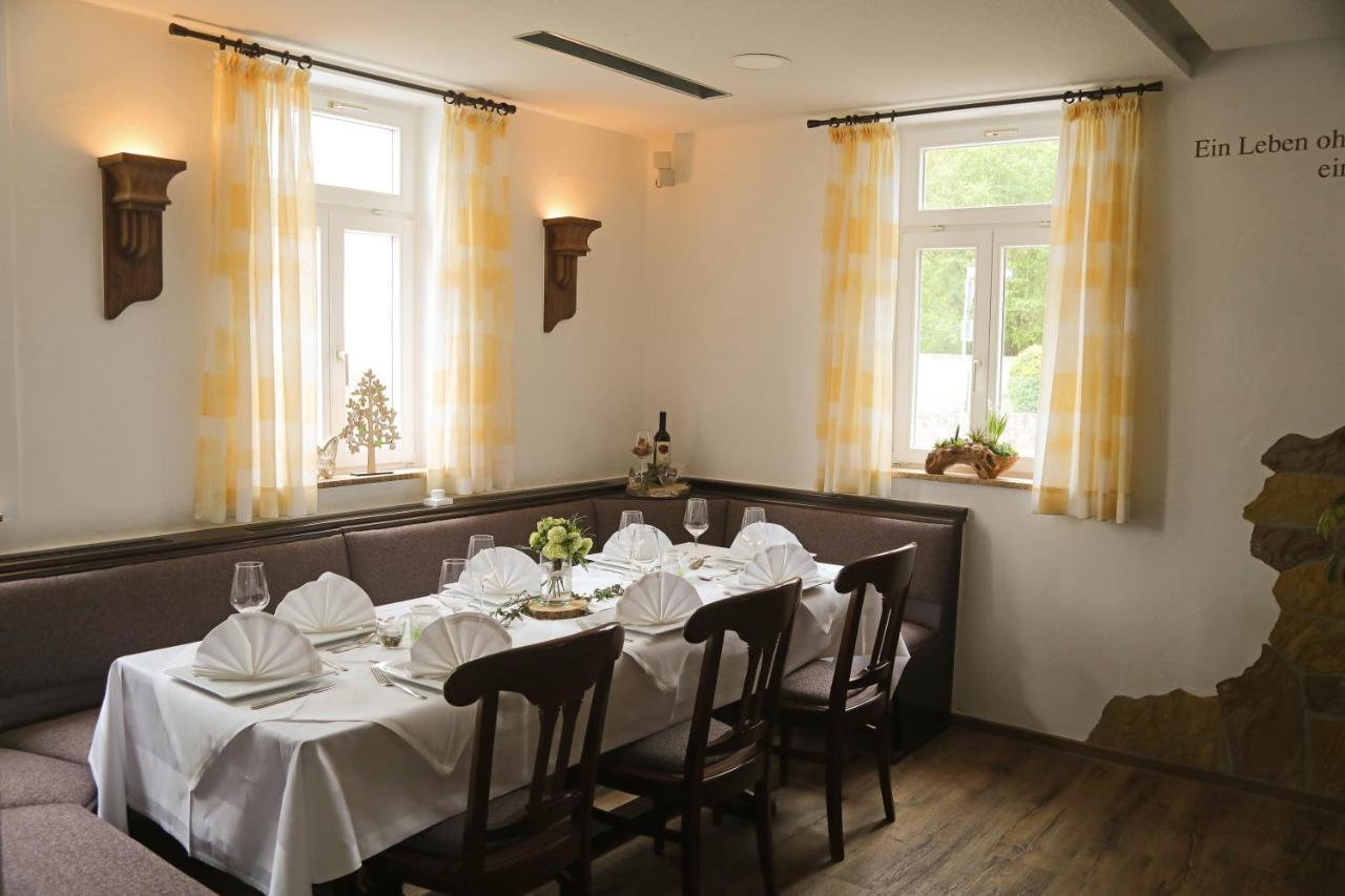 Landgasthof-Hotel Zur Linde Großenlüder 外观 照片